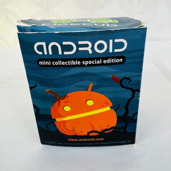 2010 Android Mini Collectible Andrew Bell Power Vampire Figure - Picture 5 of 7